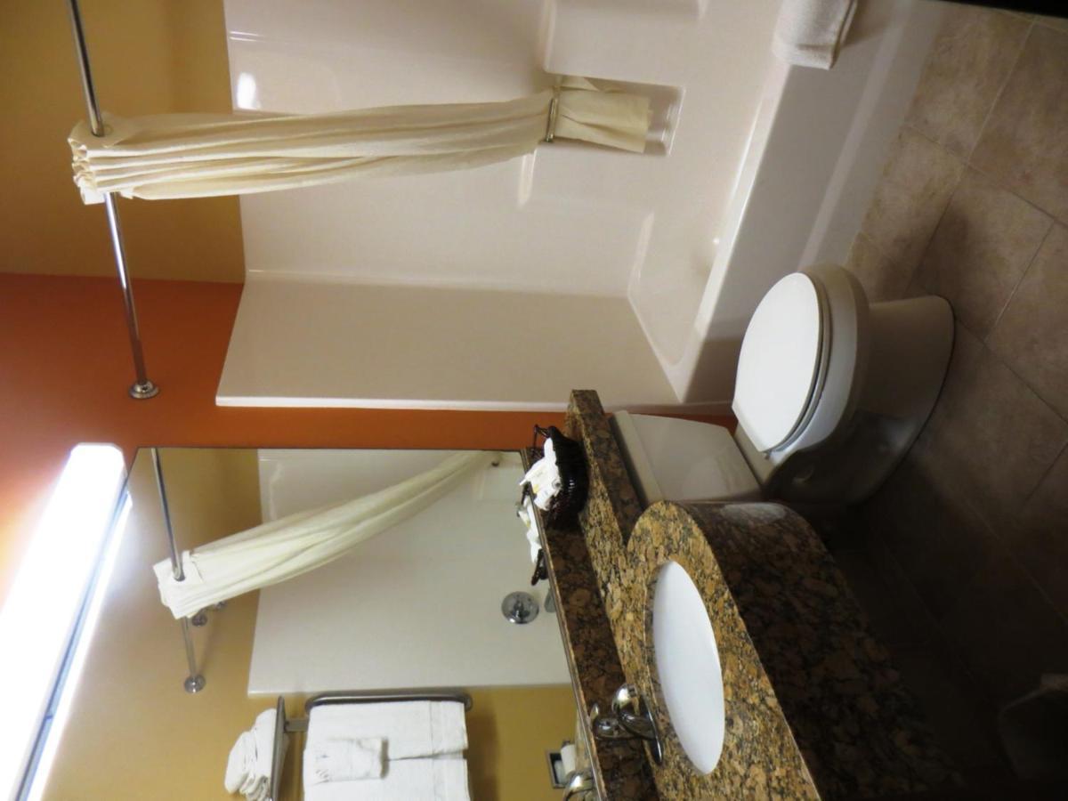Microtel By Wyndham South Bend Notre Dame University Eksteriør billede